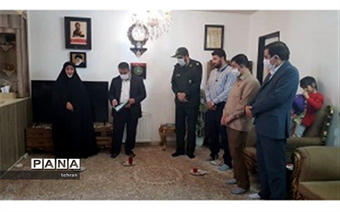 مهدی نیکبخت:  زینت دختران جامعه اسلامی الگو گرفته از حضرت فاطمه معصومه (س) است