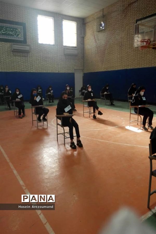 پاکسازی و گندزدایی فضای های آموزشی شهرستان هفتکل جهت جلوگیری از شیوع کرونا