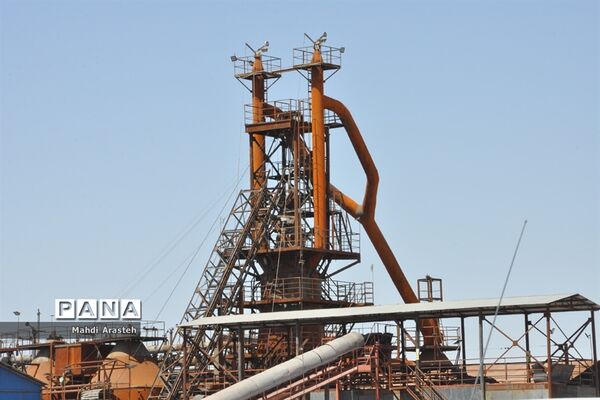دیدارنماینده شهرستان های بیرجند، از کارخانه چدن شهرستان خوسف
