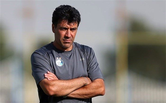 محمد نوازی: در استقلال هنوز عده‌ای دوست و دشمن‌شان را نشناخته‌اند؛ این تیم نیاز به بزرگ‌تر دارد