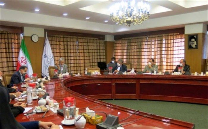 حداد عادل:  برای حفظ و تقویت زبان فارسی نقش آموزش‌وپرورش از صداوسیما بیشتر و مهم‌تر است