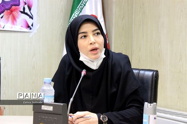 مراسم تجلیل ازدختران و بانوان نخبه و نمونه اسلامشهر