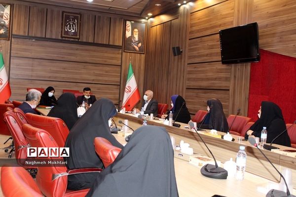 اولین نشست کارگروه آموزشی مدیران منتخب استانی در دوره متوسطه