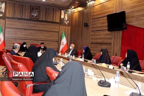 اولین نشست کارگروه آموزشی مدیران منتخب استانی در دوره متوسطه