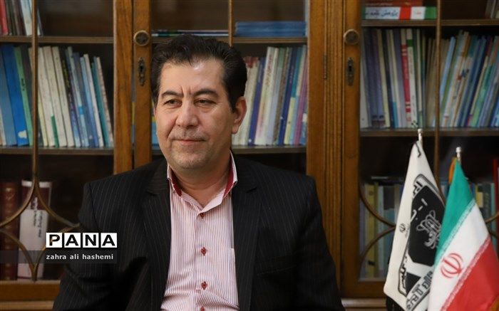 باید حس مسئولیت نسبت به کالای ایرانی در ضمیرناخودآگاه دانش آموزان نهادینه شود