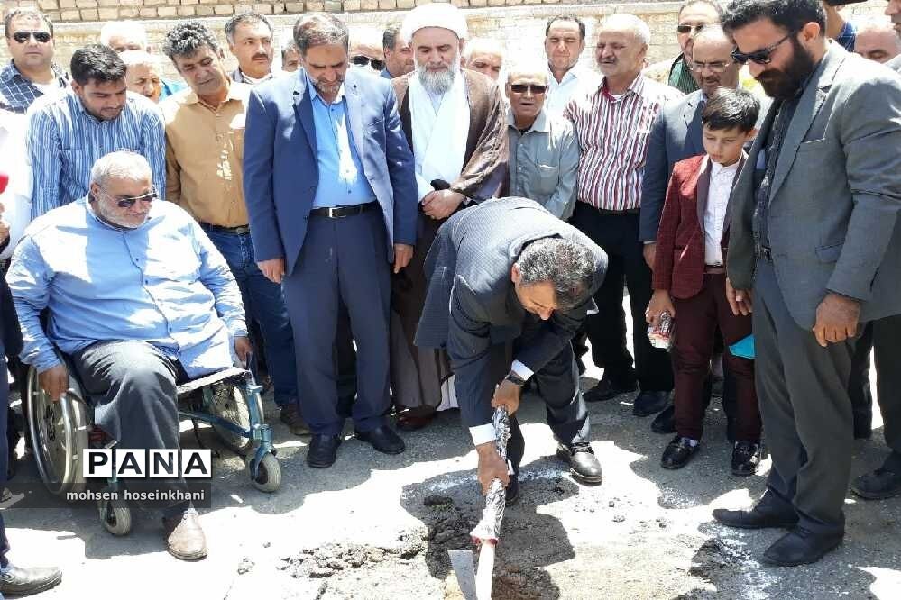 کلنگ زنی مدرسه خیرساز سگزآباد