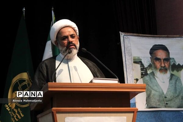 معارفه مسئول جدید  اتحادیه انجمن‌های اسلامی دانش آموزان مازندران