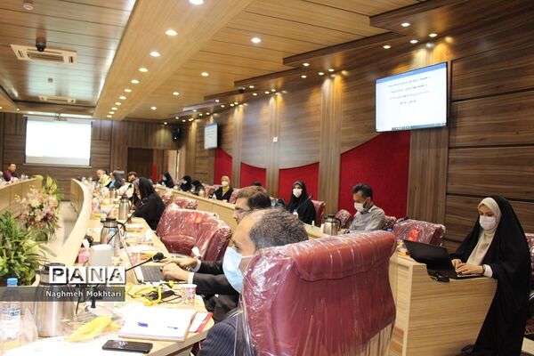 جلسه توجیهی آموزشی مسئولان سازمان دانش‌آموزی مناطق 21گانه شهرستان‌های استان تهران