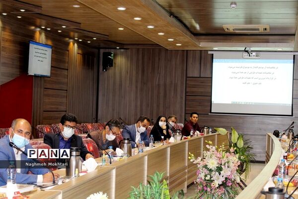 جلسه توجیهی آموزشی مسئولان سازمان دانش‌آموزی مناطق 21گانه شهرستان‌های استان تهران