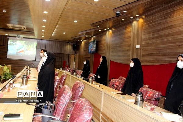 جلسه توجیهی آموزشی مسئولان سازمان دانش‌آموزی مناطق 21گانه شهرستان‌های استان تهران