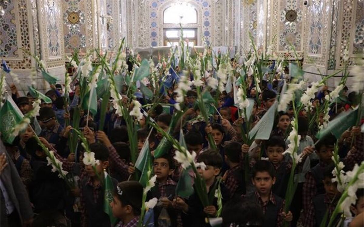 استلزامات و سناریوهای آموزش و پرورش برای برگزاری روز شکوفه ها و غنچه ها