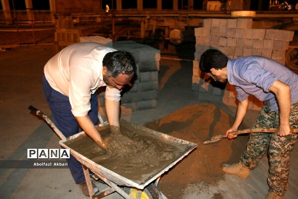 آماده‌سازی شب وداع با پیکر شهدای مدافع حرم در مرکز فرهنگی دفاع مقدس استان مازندران