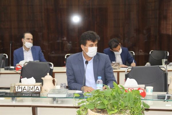 گردهمایی مدیران و روسای آموزش و پرورش استان بوشهر به صورت ویدئو کنفرانس