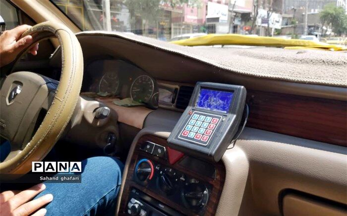 راه اندازی سیستم پرداخت الکترونیکی کرایه تاکسی های میانه+فیلم
