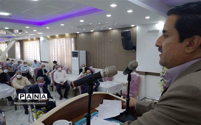 آموزش، با وجود تعطیلی مدارس ادامه یافت