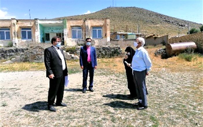 امضای تفاهم نامه احداث مدرسه ابتدایی ۴ کلاسه خیرساز روستای آقزیارت شهرستان چاراویماق