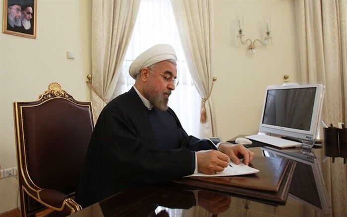 تاکید رییس‌جمهور بر اجرای دقیق و جدی دستورالعمل نحوه برگشت ارزهای صادرکنندگان