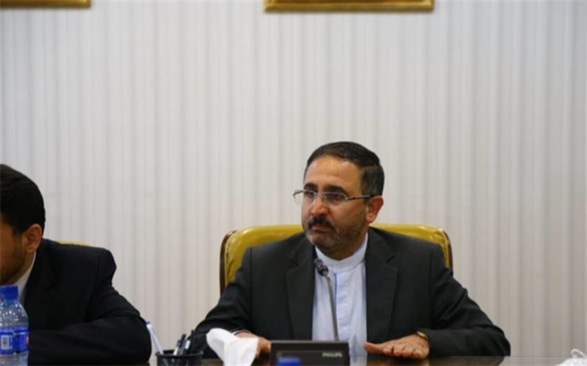 راه‌های تامین نیروی انسانی آموزش و پرورش از زبان معاون حقوقی و امور مجلس