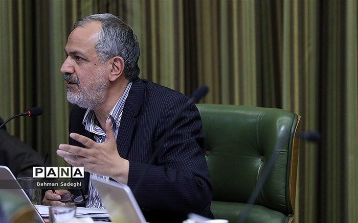 انتقاد مسجدجامعی از تعطیلی طرح‌های معمول شهرداری به بهانه محله‌محوری