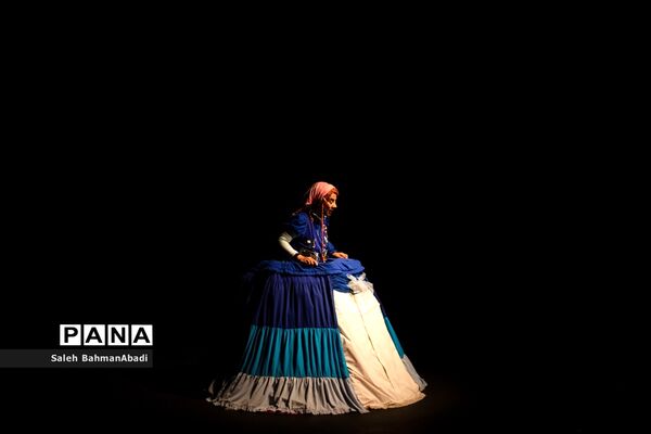 نمایش «دنیای خیال‌انگیز من»