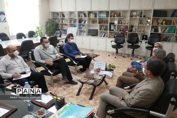 جلسه هماهنگی و برنامه ریزی اردوهای یک روزه شمیم نور