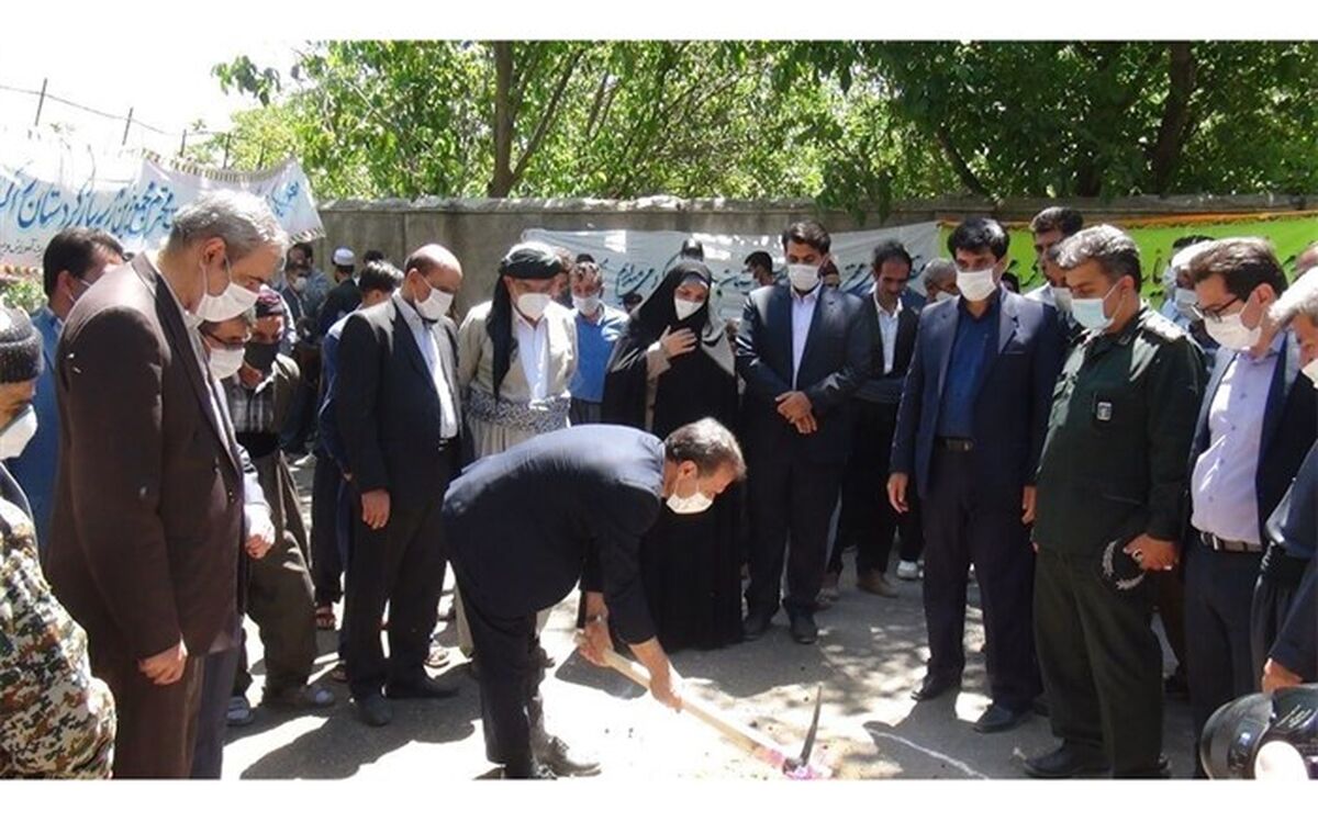 کلنگ زنی مدرسه سه کلاسه روستای آریان از توابع سروآباد
