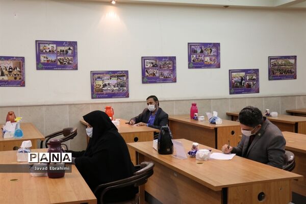 جلسه هماهنگی ستاد انتخابات مجلس دانش‌آموزی خراسان رضوی