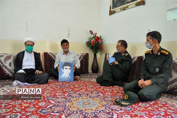دیدار فرمانده سپاه انصار الرضا(ع) خراسان جنوبی با خانواده شهید اباذر جودی