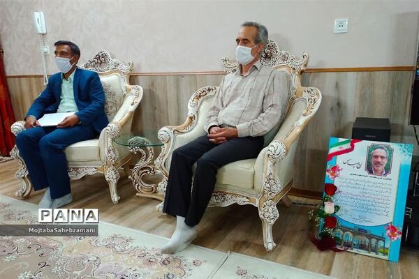 دیدار مدیر آموزش و پرورش با معاونان و کارشناسان با ریاست مجمع خیرین مدرسه ساز کاشمر
