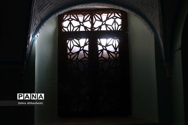 دبیرستان ماندگار البرز