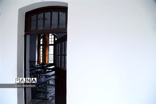 دبیرستان ماندگار البرز