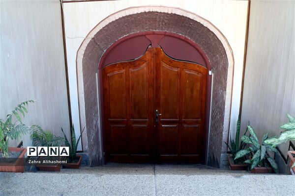 دبیرستان ماندگار البرز