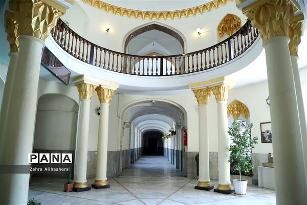 دبیرستان ماندگار البرز