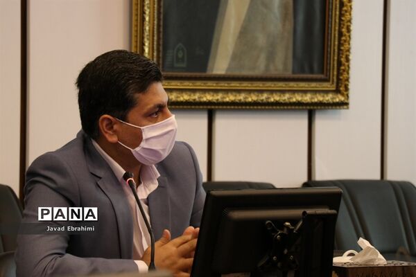 نشست ستاد انتخابات شورای دانش‌آموزی استان و دهمین دوره انتخابات مجلس دانش‌آموزی