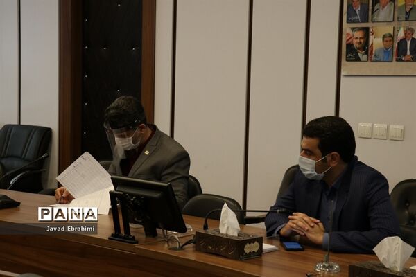 نشست ستاد انتخابات شورای دانش‌آموزی استان و دهمین دوره انتخابات مجلس دانش‌آموزی