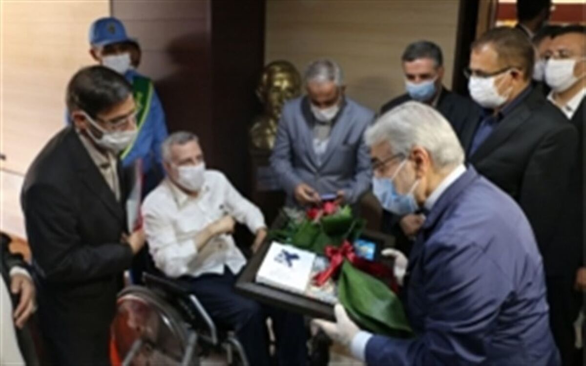 ​تقدیر جامعه ایثارگری زنجان از رییس سازمان برنامه و بودجه کشور