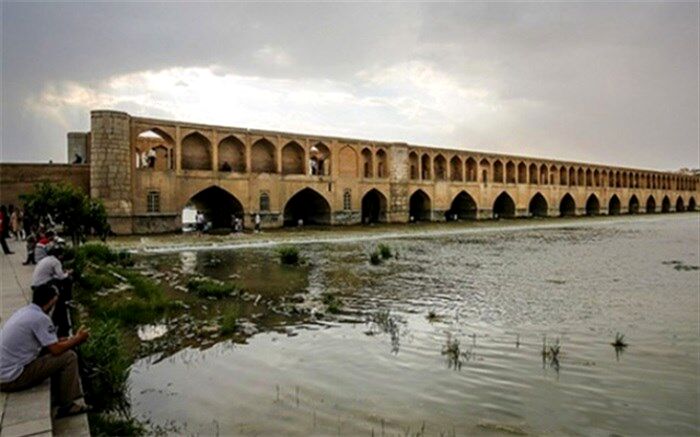 تشکیل کارگروه احیای زاینده‌رود به ریاست جهانگیری