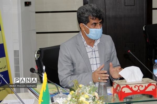 آیین تجلیل از دانش آموزان مدال آور مسابقات کشوری استان بوشهر