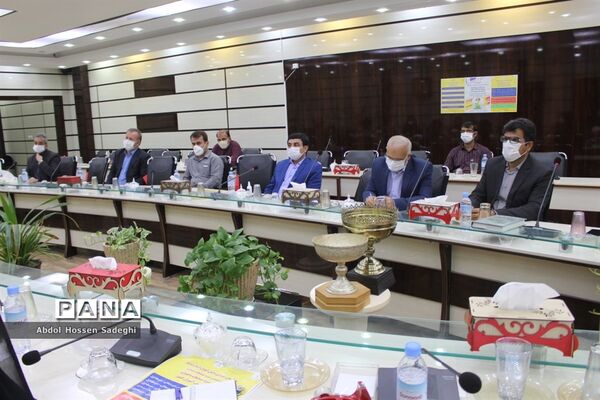 آیین تجلیل از دانش آموزان مدال آور مسابقات کشوری استان بوشهر