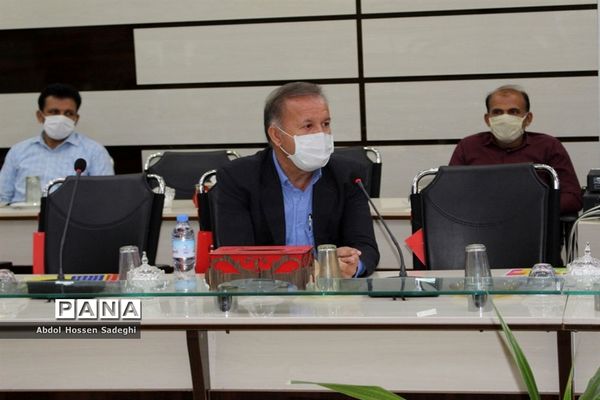 آیین تجلیل از دانش آموزان مدال آور مسابقات کشوری استان بوشهر