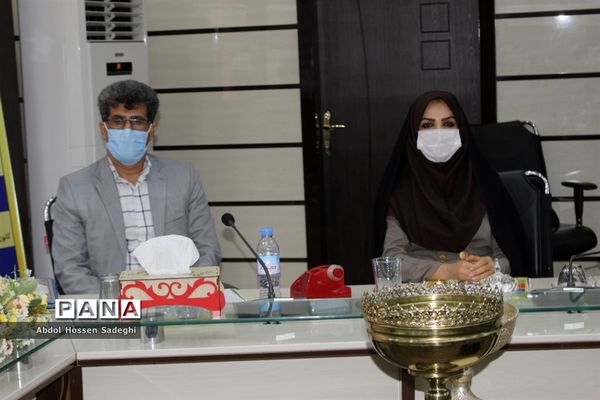 آیین تجلیل از دانش آموزان مدال آور مسابقات کشوری استان بوشهر