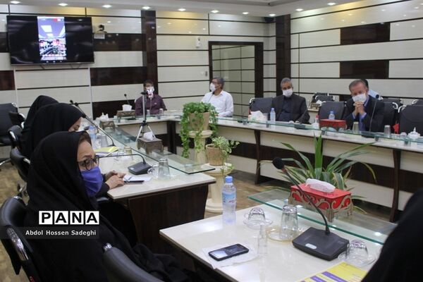آیین تجلیل از دانش آموزان مدال آور مسابقات کشوری استان بوشهر