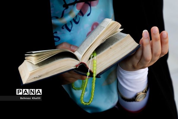 مراسم دعای عرفه در امامزاده صالح