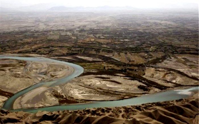 ایران حق‌آبه هیرمند را از افغانستان می‌گیرد
