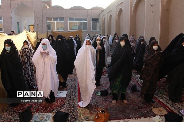نماز عید سعیدقربان درمسجدجامع شهرستان خوسف استان خراسان جنوبی