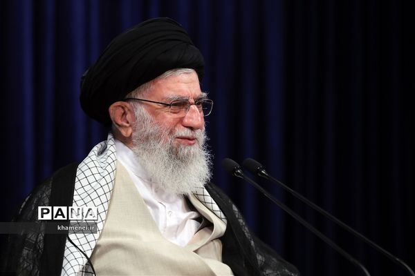 سخنرانی تلویزیونی  رهبر انقلاب اسلامی  به مناسبت عید قربان