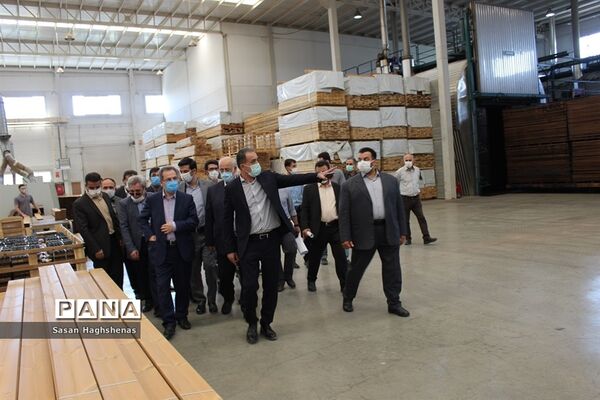 بازدیداستاندار تهران و نمایندگان مجلس شورای اسلامی از مراکز تولیدی و شهرک های  صنعتی اسلامشهر