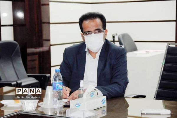 نشست معاون  پرورشی و فرهنگی بوشهر با مدیر و کارشناسان