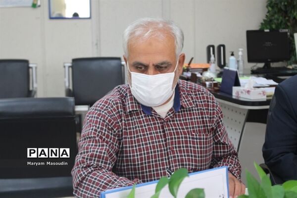 نشست هم‌اندیشی برنامه‌های غدیر اداره‌کل آموزش و پرورش استان بوشهر