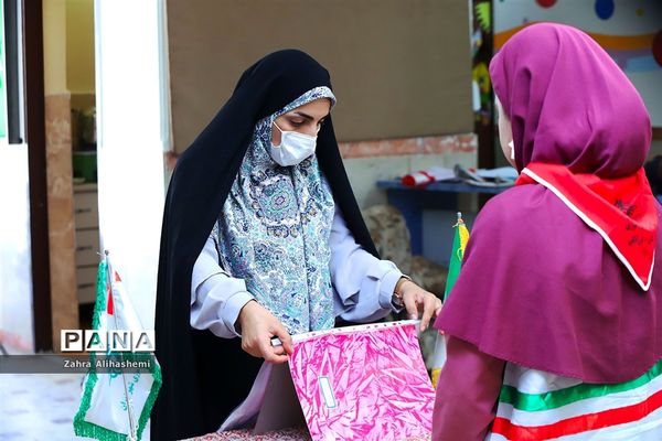 تولید محتوای سازمان دانش‌آموزی شهر تهران در منطقه 5